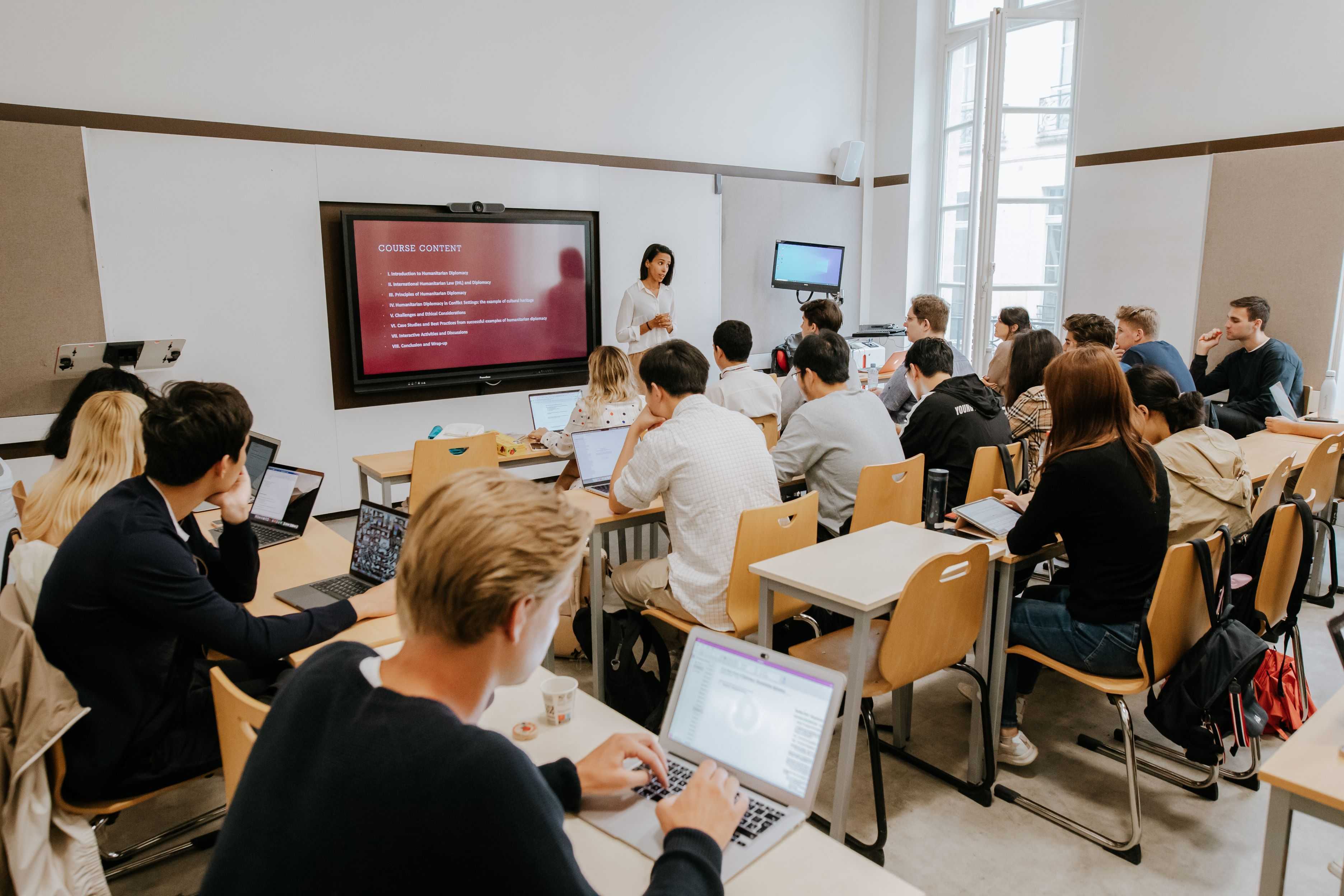 Social Sciences Track