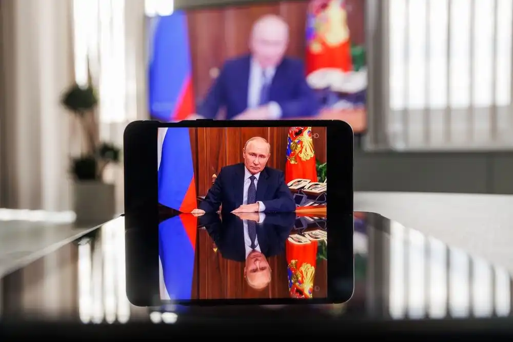 Message à la télévision du président russe Vladimir Poutine, 28 septembre 2022.