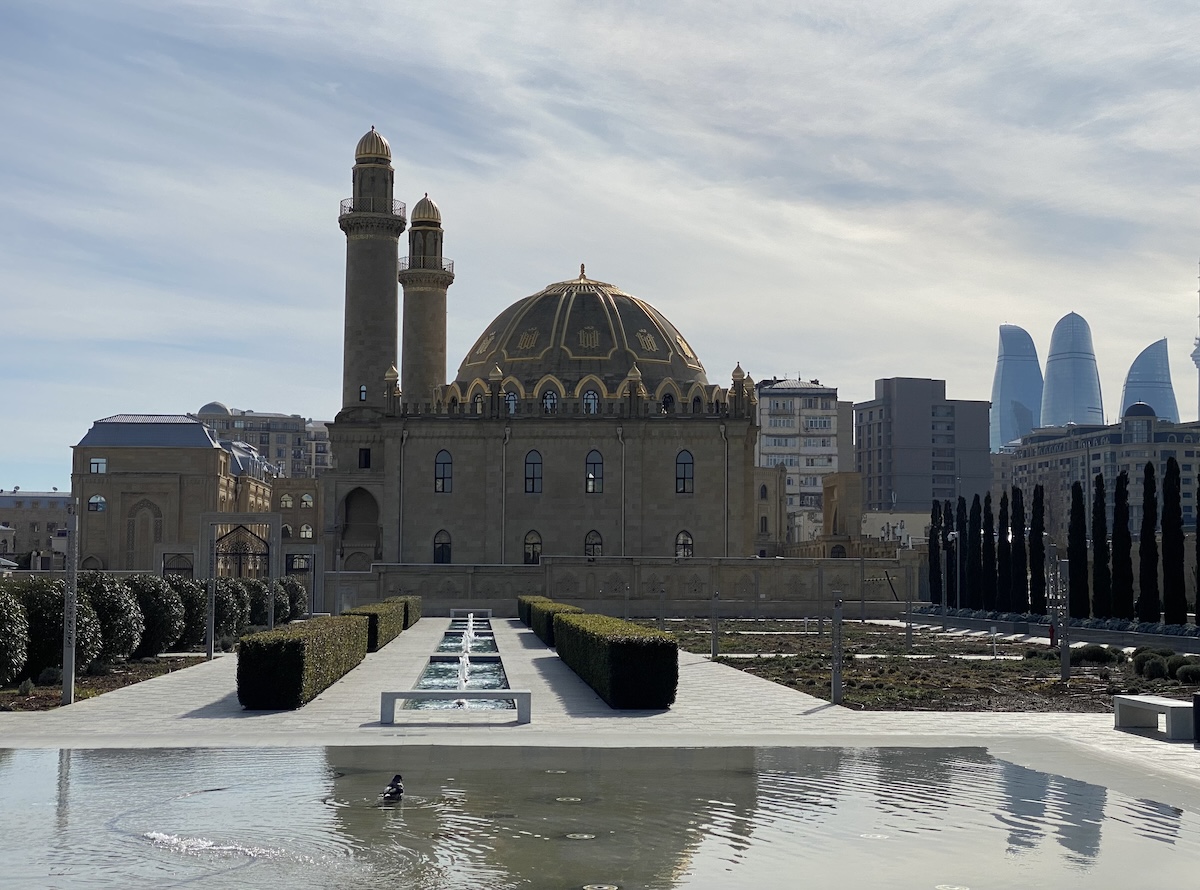 Baku Taza-Pir mosque. Photo by Altay Goyushow