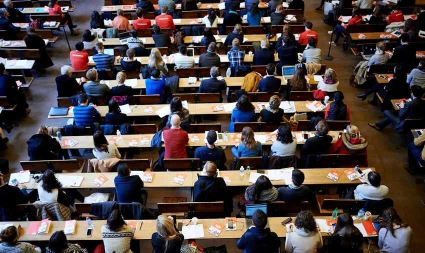 Étudiants dans l'amphithéâtre Emile Boutmy à Sciences Po