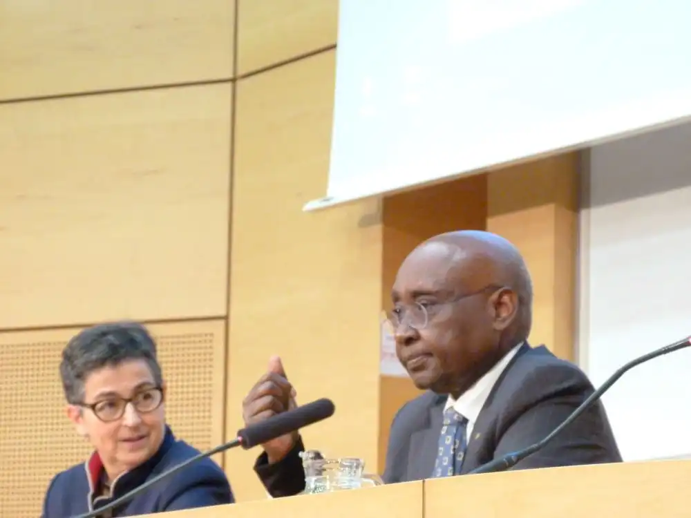 Donald Kaberuka (right) and Arancha Gonzalez (left)