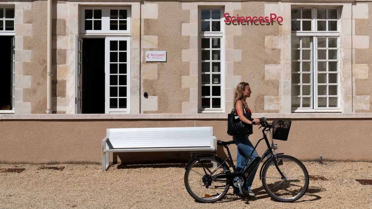 mobilite-verte-velo-campus-poitiers-2022-sciencespo.jpg