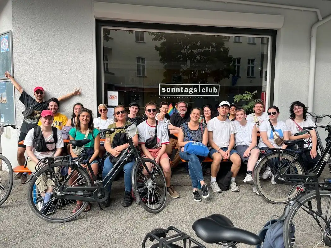 Les participantes et participants à l'atelier topographique.