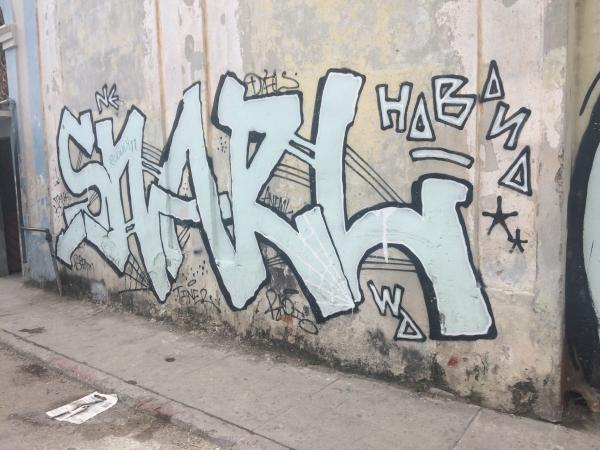 Graffiti lettres ou throw-up